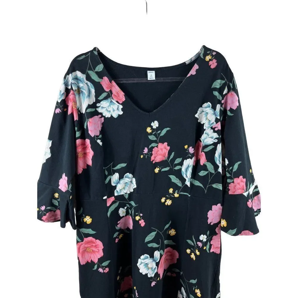 Old Navy Plus Fit & Flare 3/4 Bell Sleeve Jersey Floral Dress Black Size 2X